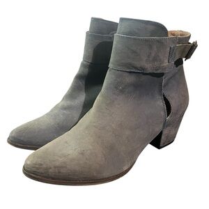 FREE PEOPLE Belleville Cut Out Buckle Ankle Bootie Boot Size 7.5 Blue‎ Leather
